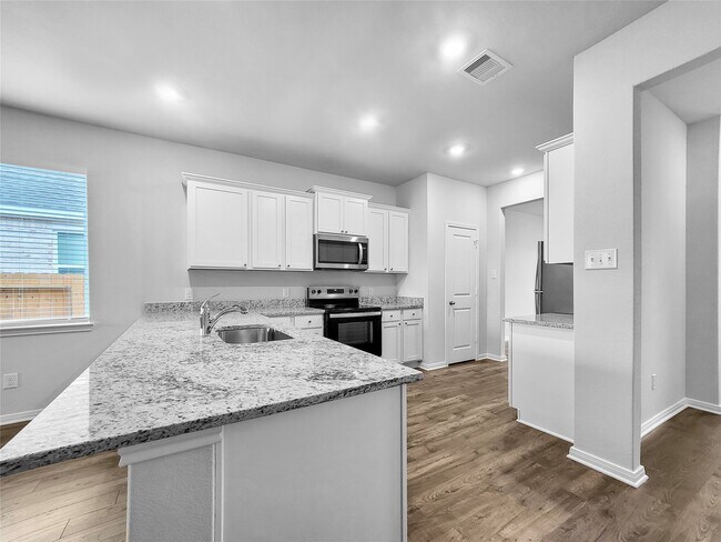 Foto del edificio - 7622 Thrips Ln