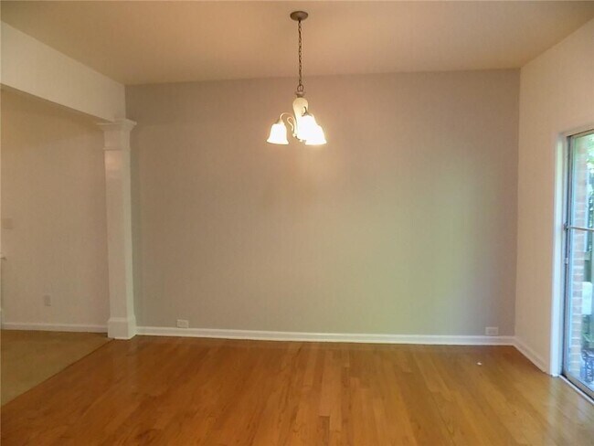 Foto del edificio - 3369 Marla Blvd NW