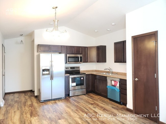 Building Photo - 4920 Annabelle Ct