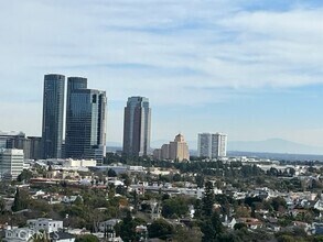 Building Photo - 10660 Wilshire Blvd
