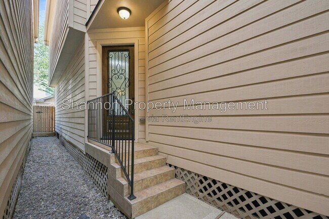 Building Photo - 5642 Petty St