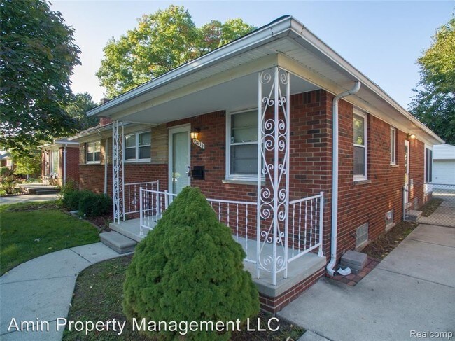 Building Photo - 3 br, 1.5 bath House - 16435 Veronica
