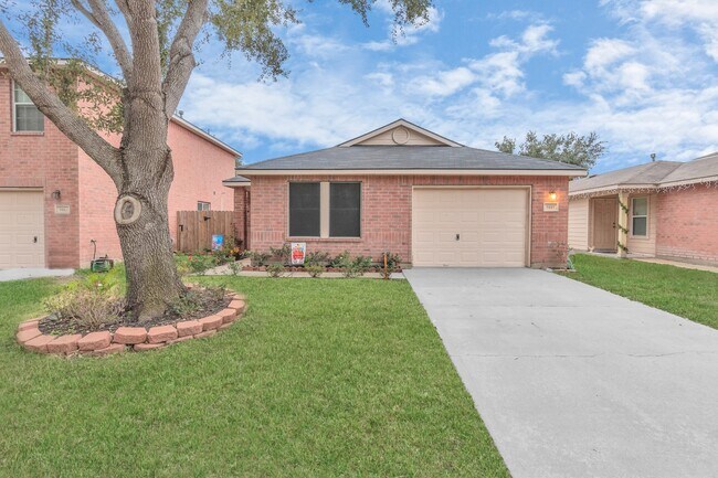 Foto del edificio - 7327 Enchanted Creek Dr