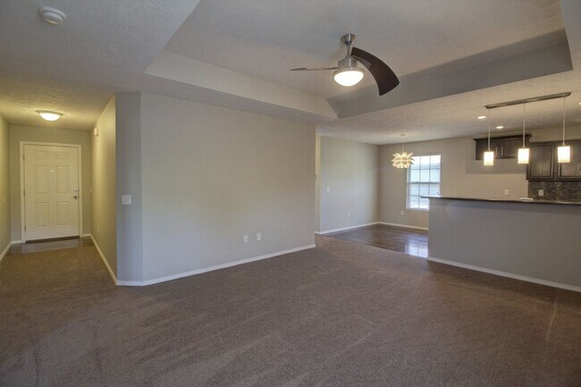 Building Photo - 1158 S Strasbourg Ave