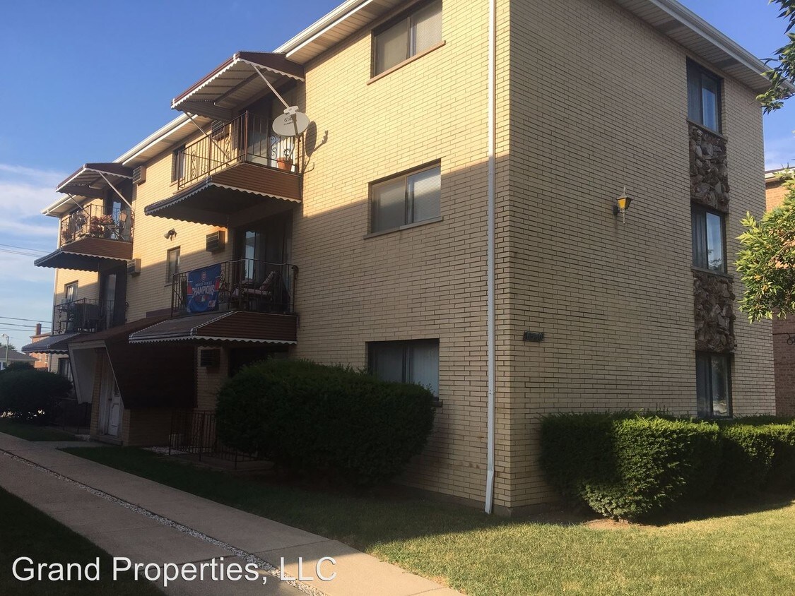 Primary Photo - 6330 W 65th St