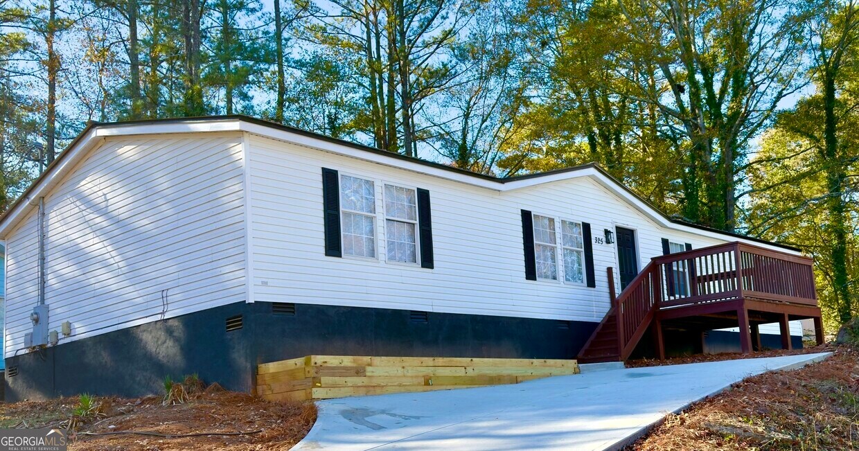 Foto principal - 325 Washington Dr