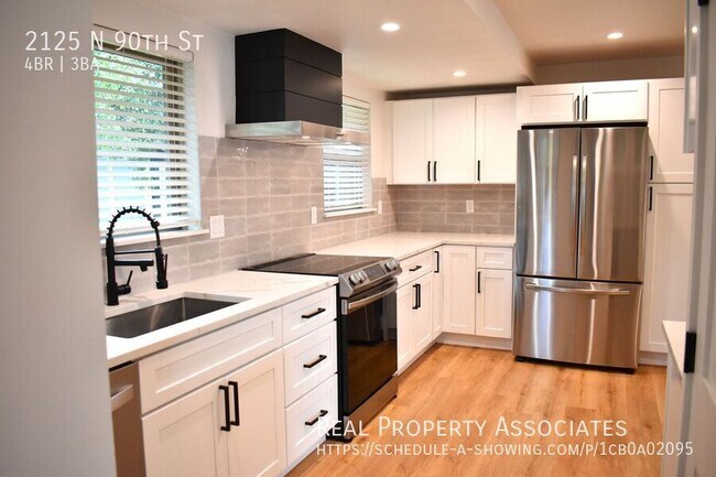 Foto del edificio - 2125 N 90th St