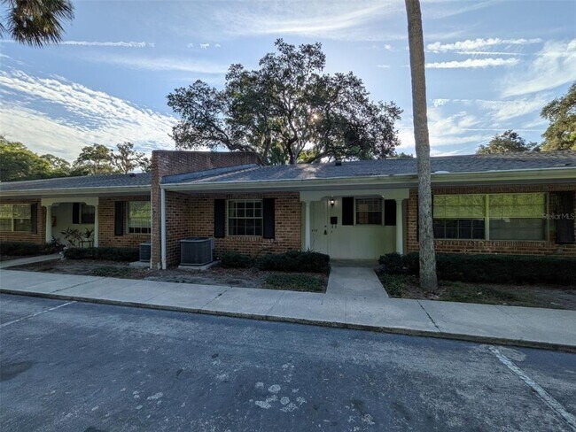 Foto del edificio - 450 Cherrywood Gardens Dr