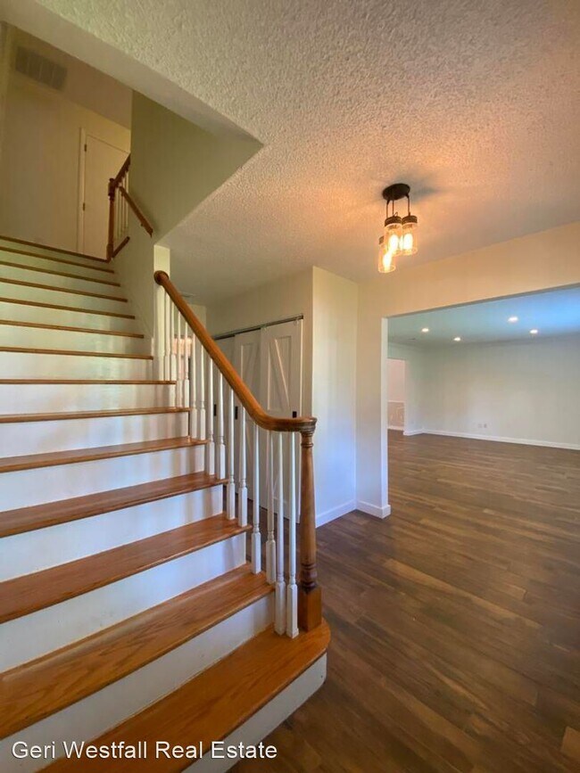Building Photo - 4 br, 2.5 bath House - 17 Rio Pinar Trail