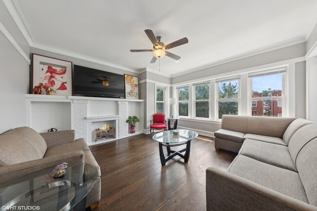 Foto del edificio - 4836 W Nelson St