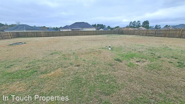 Building Photo - 3 br, 2 bath House - 85 Mill Pond Place