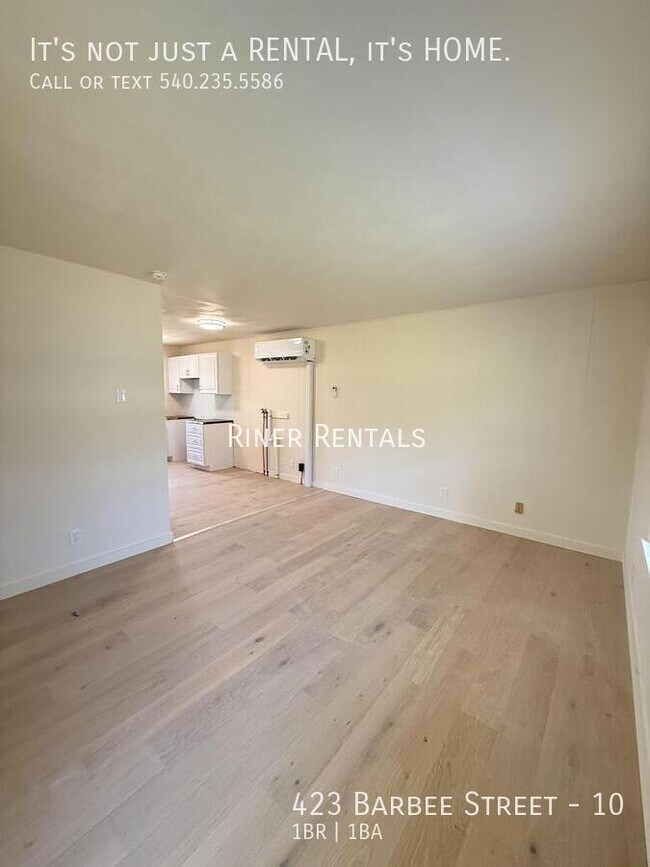 Building Photo - 423 Barbee St