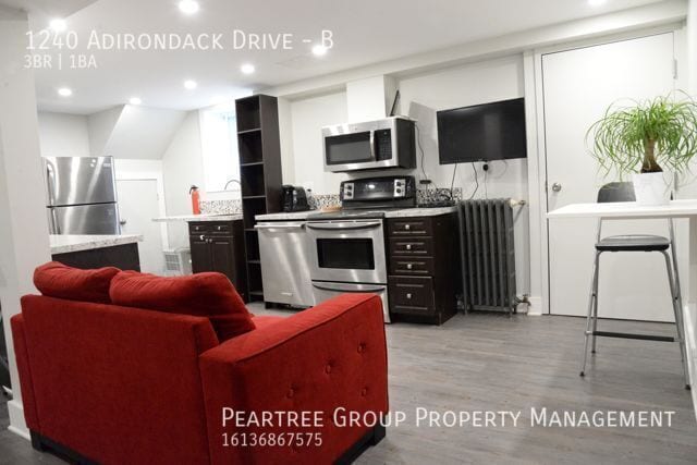 Building Photo - One months free rent!Amazing Adirondack-3B...