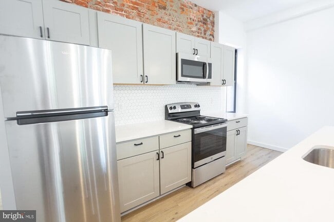 Photo - 3945 Lancaster Ave Townhome