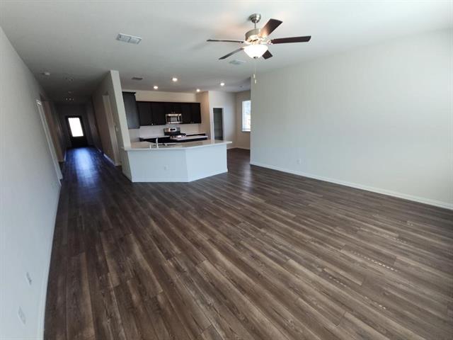 Building Photo - 1101 Mesquite Ln