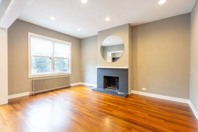 Photo - Beautiful 4 BR/3.5 BA Townhome in Cathedra...