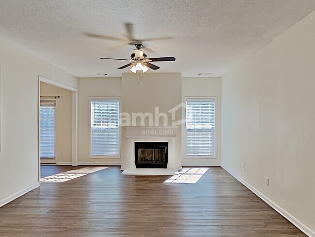 Building Photo - 3183 Newtons Crest Circle