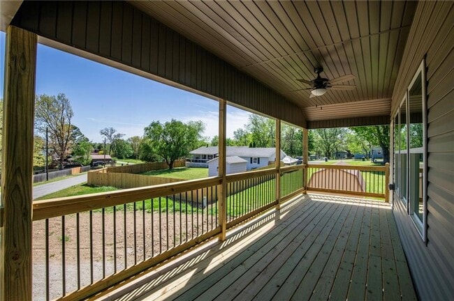 Building Photo - 8271 Elm Ln