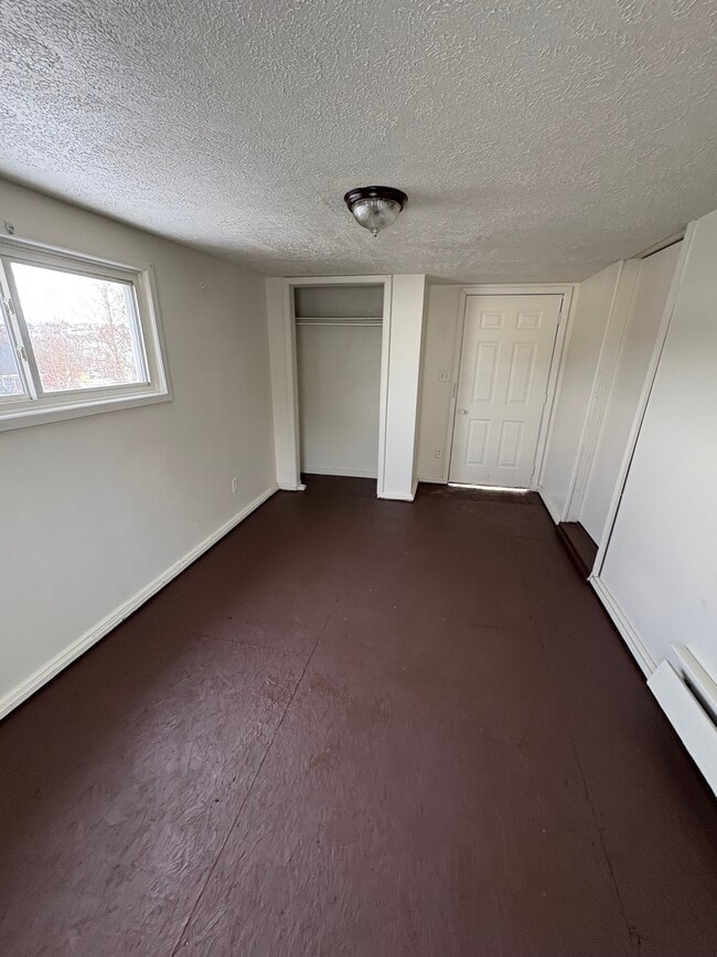 Foto del edificio - 31 Nutt Ave