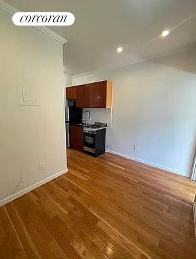 Foto del edificio - 235 E 27th St