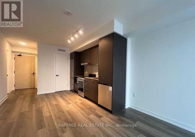 Photo du bâtiment - 195 Commerce St