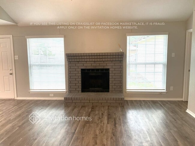 Building Photo - 611 Hanover Dr