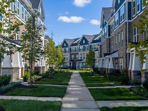 Building Photo - 25552 Tolstoy Trl