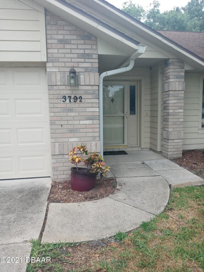 Building Photo - 3792 Long Grove Ln