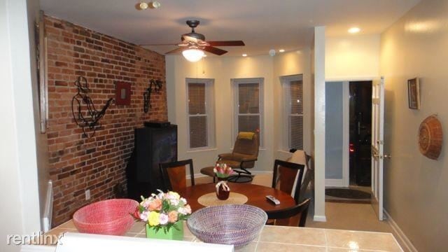 Building Photo - 1 br, 1 bath Townhome - 1215 C St NE