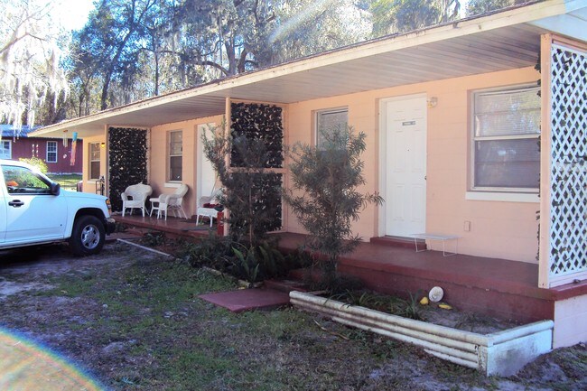 Foto del edificio - 7575 SW 27th Ave