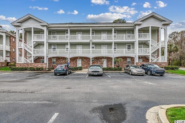 Foto del edificio - 670 Riverwalk Dr