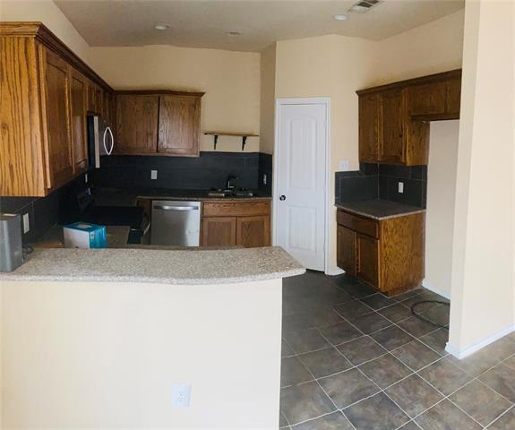 Building Photo - 5002 Saddle Trail