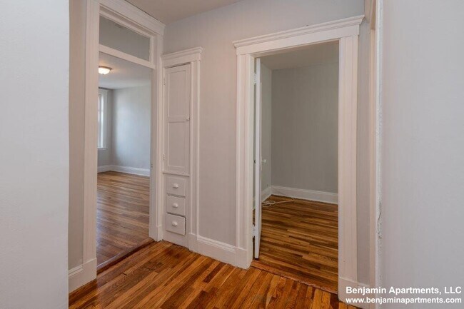 Foto del edificio - 286 Chestnut Hill Ave