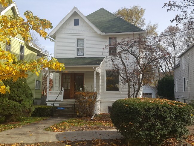 front facade - 211 Willow Ave