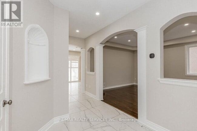 Building Photo - 23 Sand Valley St