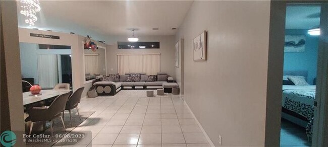 Building Photo - 4070 Palmetto Trail