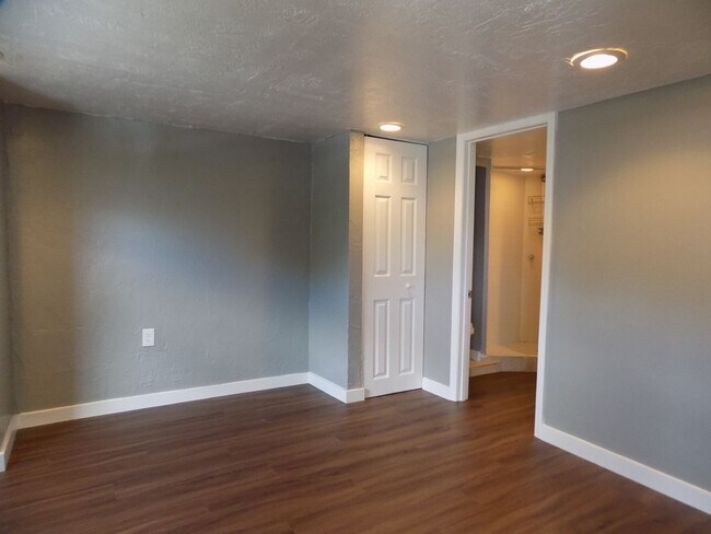Foto del edificio - 1 Bedroom 1 Bathroom Apartment For Rent at 673 W. Osceola Street Unit A Clermont, Fl. 34711