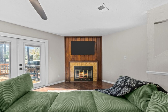 Building Photo - 1844 Nicklaus Dr