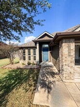 Building Photo - 5289 Sagewood Dr
