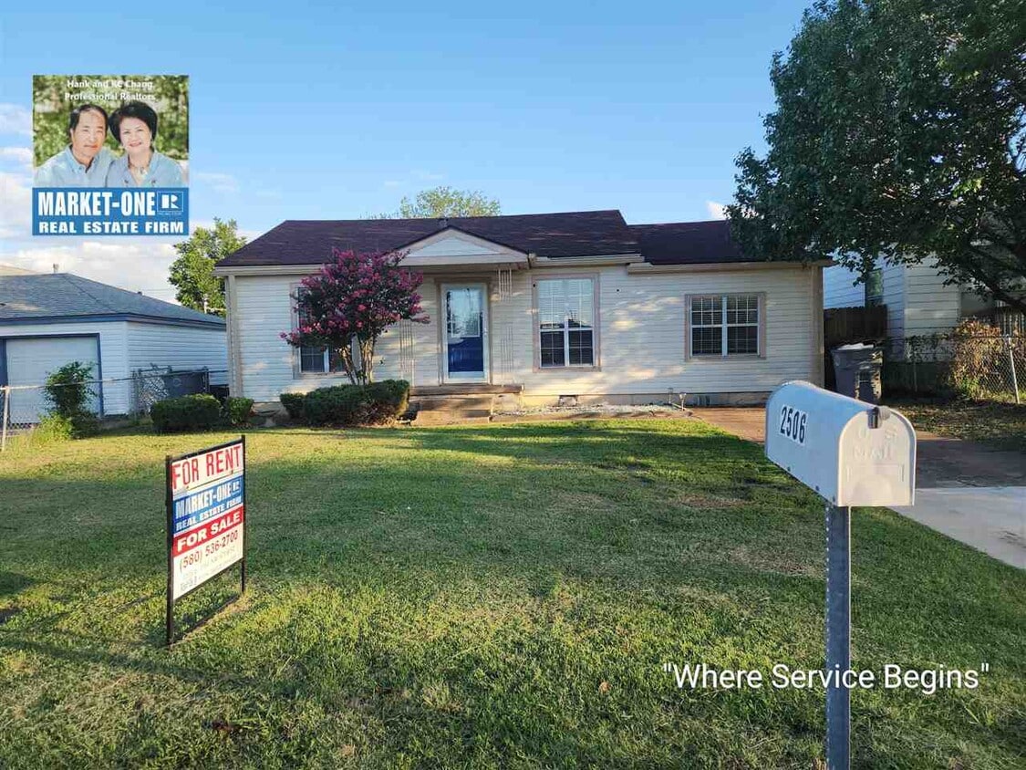 Foto principal - 2506 SW Cornell Ave