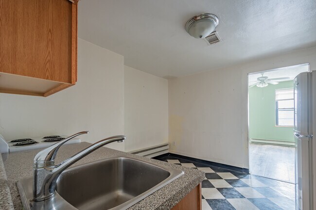 Foto del edificio - 86 S 15th St