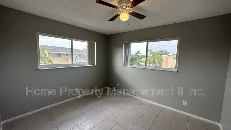 Primary Photo - 2214 NE 1st Way
