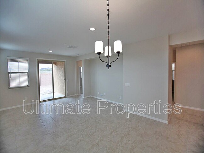 Foto del edificio - 32320 N 122nd Ln