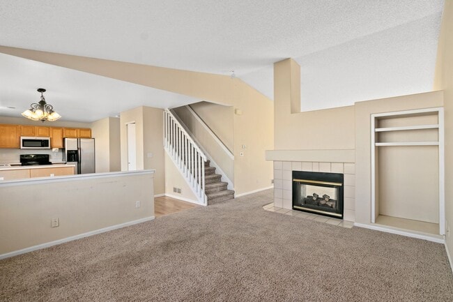 Building Photo - Centennial Home in Cherry Creek Schools