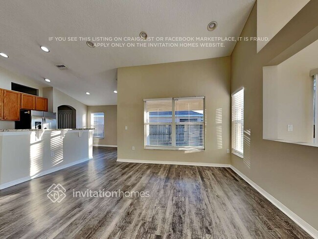 Building Photo - 3307 Coconut Grove Rd