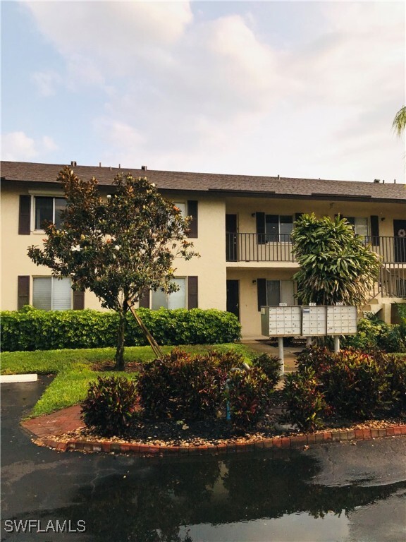 Foto del edificio - 5695 Rattlesnake Hammock Rd
