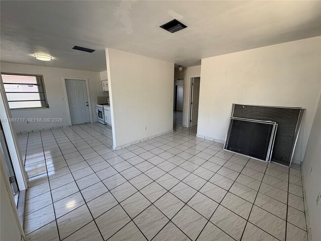 Foto del edificio - 2752 SW 25th Ter