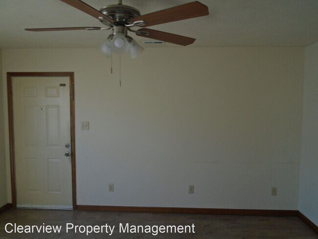 Building Photo - 2 br, 2 bath House - 5909 Labonte Dr.