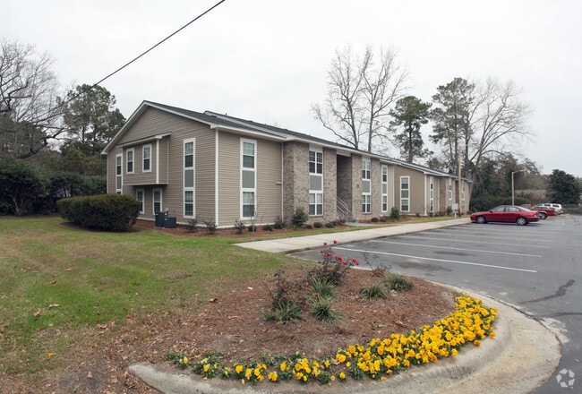 The Oaks Apartments Apartments Conway, SC