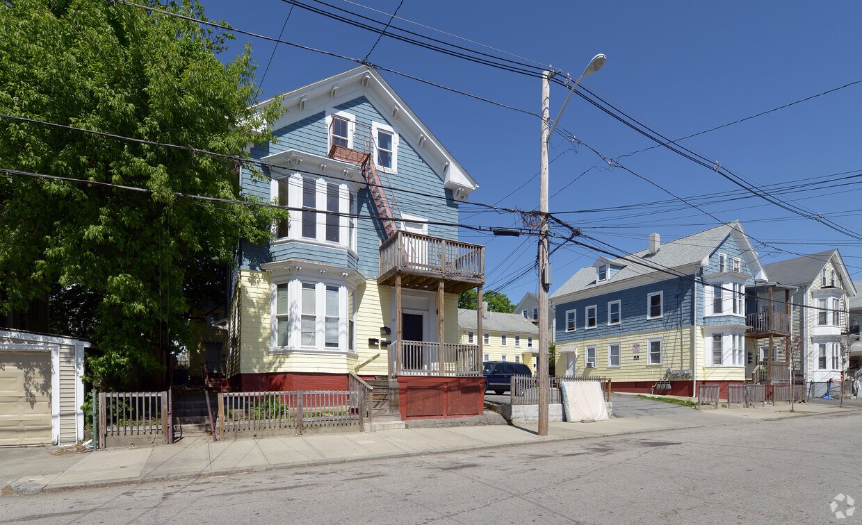 Building Photo - 120-122 Julian St